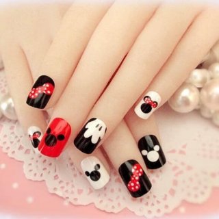 Mickey Mouse Fake Nails 