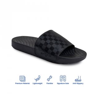 25. Footstep Footwear Hexa Black, Desain Minimalis dan Tidak Licin