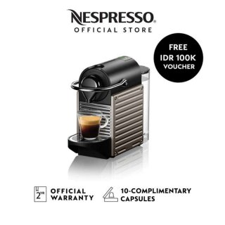 Nespresso Pixie coffee machine,titanium