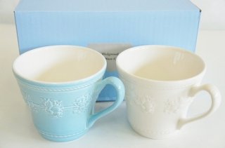 お茶と一緒にほっと一息ついて!
手に取りやすい上品なマグカップ