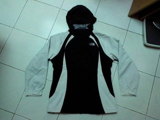 Jaket Gunung Outdoor TNF The North Face Hyvent Original