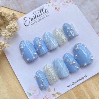 Ocean Blue Fake Nails by Ernaille