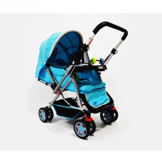 2. Stroller Baby LABEILLE Classic A019T, Bikin Ibu Tidak Capek Menggendong