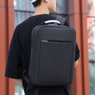 23. Parkson Ransel Laptop Pria, Tampil Gagah nan Simple