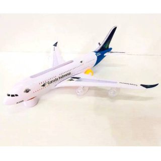 6. Mainan Pesawat Garuda Indonesia Air Bus Ukuran Besar Tipe A380, Bisa jadi Koleksi dan Pajangan Unik