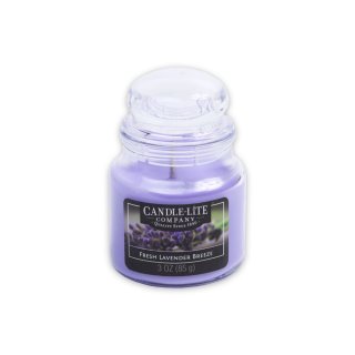 2. Candle Lite Fresh Lavender Lilin Aromaterapi, Wanginya Bikin Rileks
