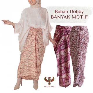 9. Benangsari Evita Skirt Dobby Rok Lilit Batik