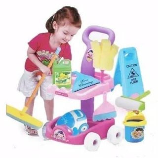 Mainan Edukatif Little Helper Cleaning Car