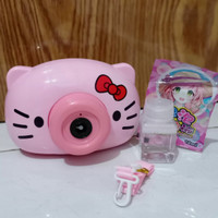 16. Mainan Bubble Kamera Hello Kitty, Asik Dibawa Bepergian