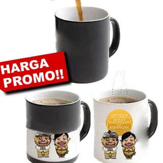7. Mug Bunglon Custom Premium, untuk Ngopi Kala Kerja