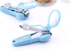 Nail Clipper With Magnify