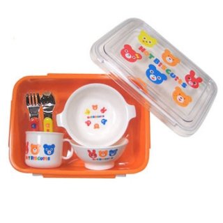 王道でいくなら、定番のMIKIHOUSEの食器セット