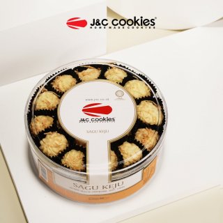 28. J&C Cookies Sagu Keju, Renyah dan Gurihnya Bikin Nagih