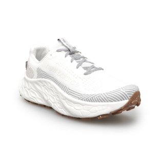 New Balance Men Trail Running Shoes Fresh Foam x More V3 Sepatu Lari Pria
