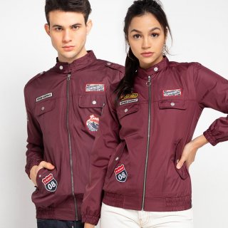 26. X8 Brooks Jackets Couple Nyaman Dipakai Saat Cuaca Dingin