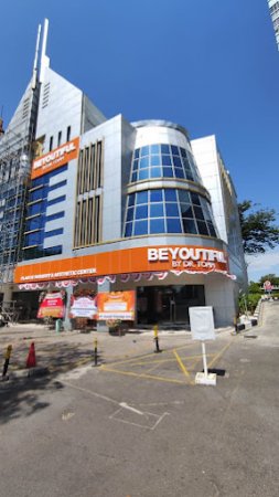 Beyoutiful by Dr. Tompi Surabaya