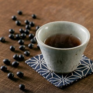 小さいお子様のおやつにも・ほんのり甘い黒豆茶