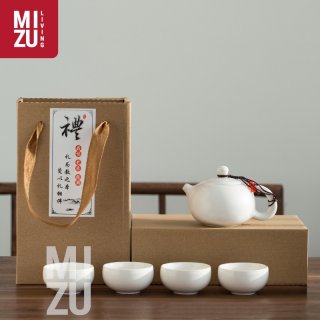 8. Classic Chinese Pot Tea untuk Melengkapi Momen Ngeteh