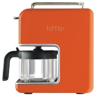 置いてあるだけでオシャレ感を演出！
キッチンを洗練させるデロンギ