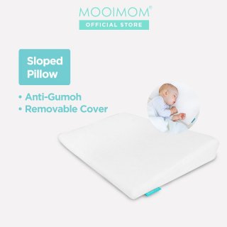 13. MOOIMOM Sloped Pillow - Bantal Anti Gumoh