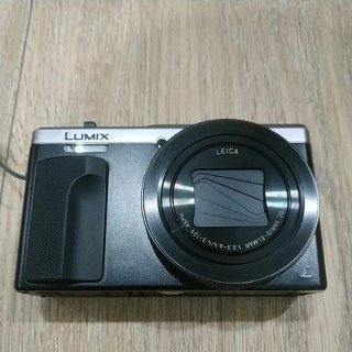 28. Lumix Leica DMC-FX48, Dilengkapi WiFi dan NFC untuk Konektivitasnya