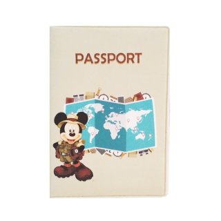 17. Cover Passport dengan Motif Mickey Mouse 