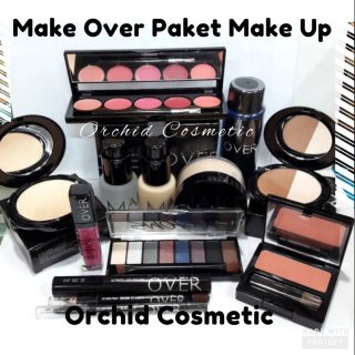 24. Make Over Paket Make Up Lengkap untuk Menyempurnakan Riasannya
