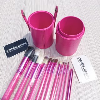 Zoya Cosmetics Brush Set