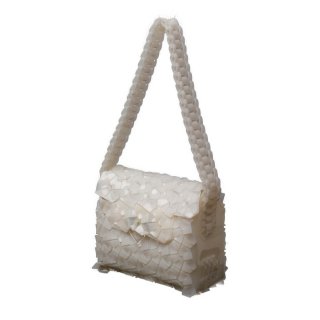 23. Byo - Byo Mailbox Bag in White