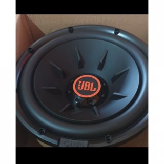 16. Subwoofer JBL 1224 12 inch, dengan Suara Bass Rendah Cocok untuk Car Audio