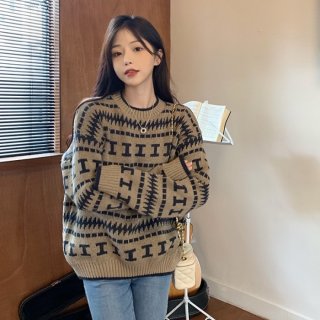 Sweater Pullover Leher Bulat Jacquard