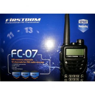 12. Firstcom FC-07, Dilengkapi dengan Radio FM