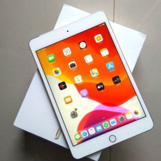 iPad Mini Generasi 4