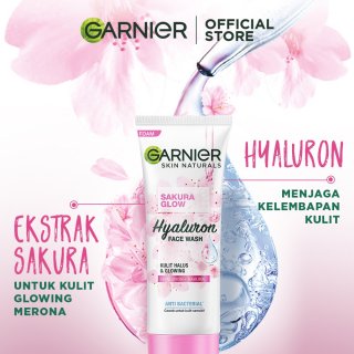17. Garnier Sakura Glow Hyaluron Face Wash, Membersihkan dengan Lembut