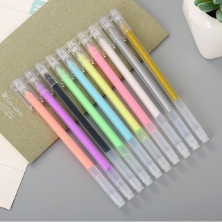 27. Color Gel Pen untuk Hasilkan Tulisan yang Indah