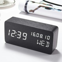 11. Alarm Jam Digital, Modern dan Fungsional