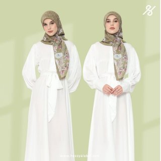 Hessya Queen Series Dress - White