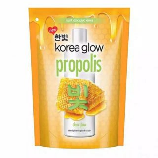 11. Korea Glow Body Wash Propolis, Melembapkan dan Meratakan Warna Kulit