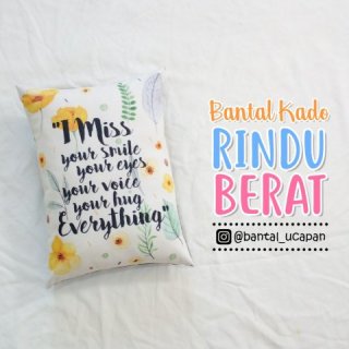 Bantal Romantis