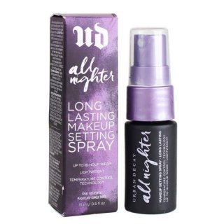 30. Urban Decay All Nighter Makeup Setting Spray Untuk Sentuhan Akhir