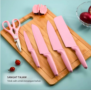 12. Knives Set Steincookware, pas untuk sahabat yang doyan memasak