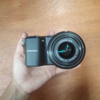 Kamera Mirrorless Samsung NX2000 