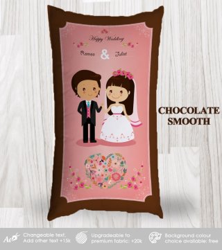 10. Bantal Custom Wedding - Chocolate Smooth dengan Warna Cokelat yang Memikat