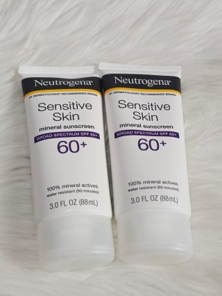 Neutrogena Sensitive Skin Sunscreen Lotion Broad Spectrum SPF 60+ 88ml