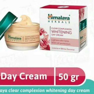 2. Himalaya Herbals Clear Complexion Whitening Cream, Mencerahkan Kulit dan Menyehatkannya
