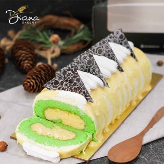 4. Diana Bakery Roll Cake Pandan Durian, Rasa Duriannya Mantap