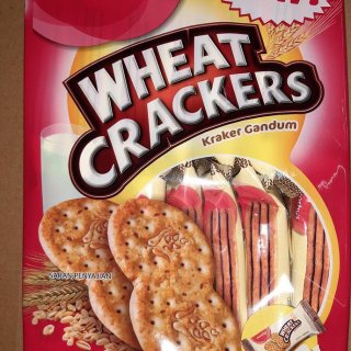 Munchy’s Wheat Crackers