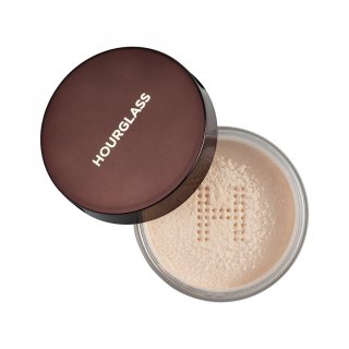 29. Hourglass Veil Translucent Setting Powder, Wajah Semakin Flawless