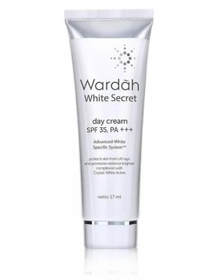 Wardah White Secret Day