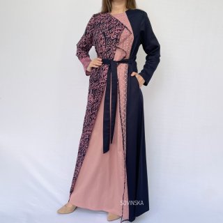 5. Gamis Batik WTP 22 MM Navi V3, Desain Cantik Bikin Percaya Diri
